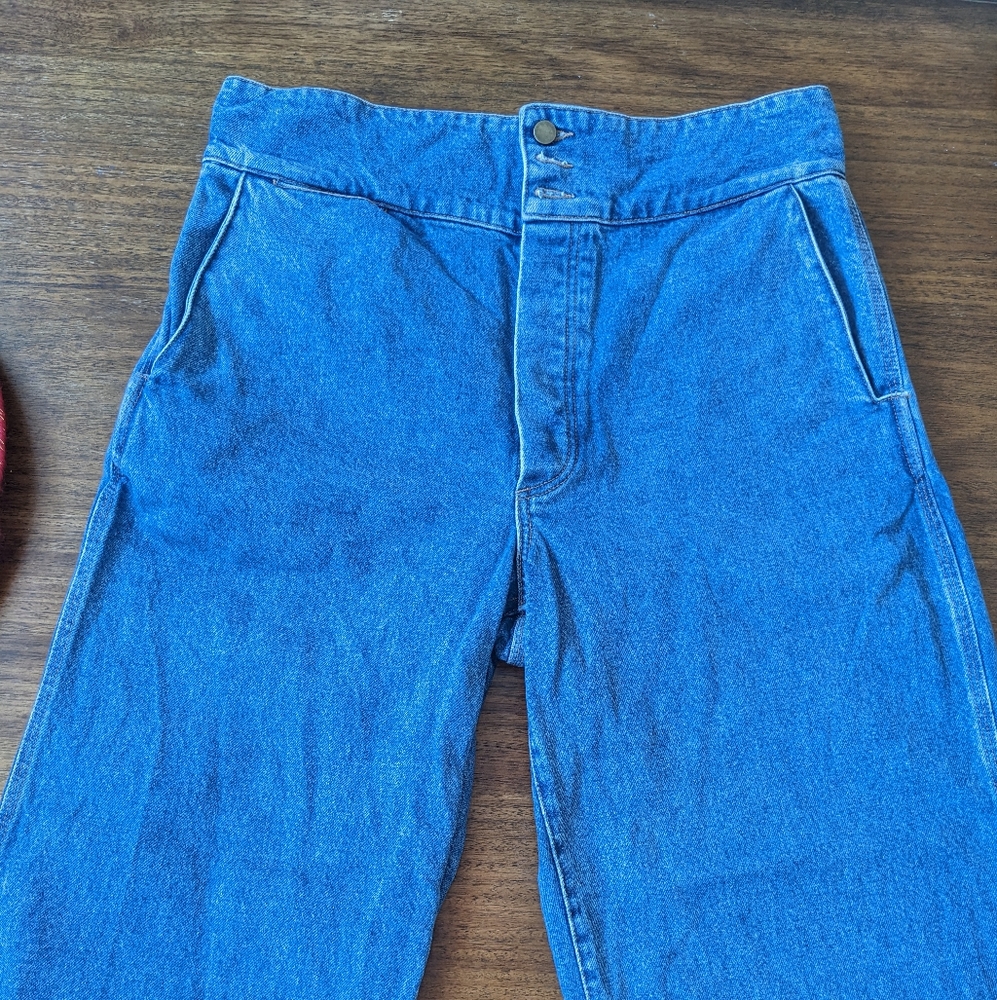 Gil Rodriguez highwaisted jeans